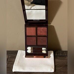 NEW Tom Ford, Eyeshadow Quad Palette “Cherry Smoke”
